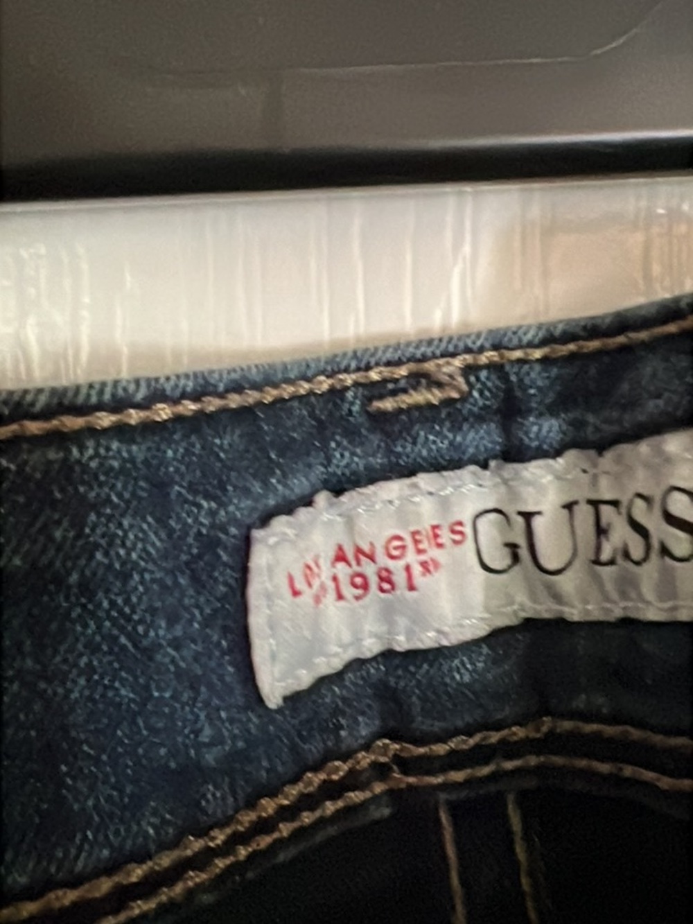 Guess jeans - Picture 3 of 5